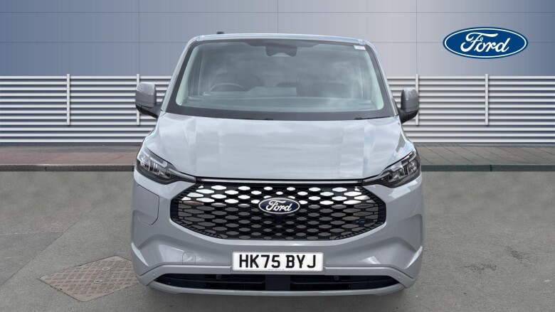 Ford Transit Custom E-320 L1 Rwd 100kW 65kWh H1 Van Limited Auto